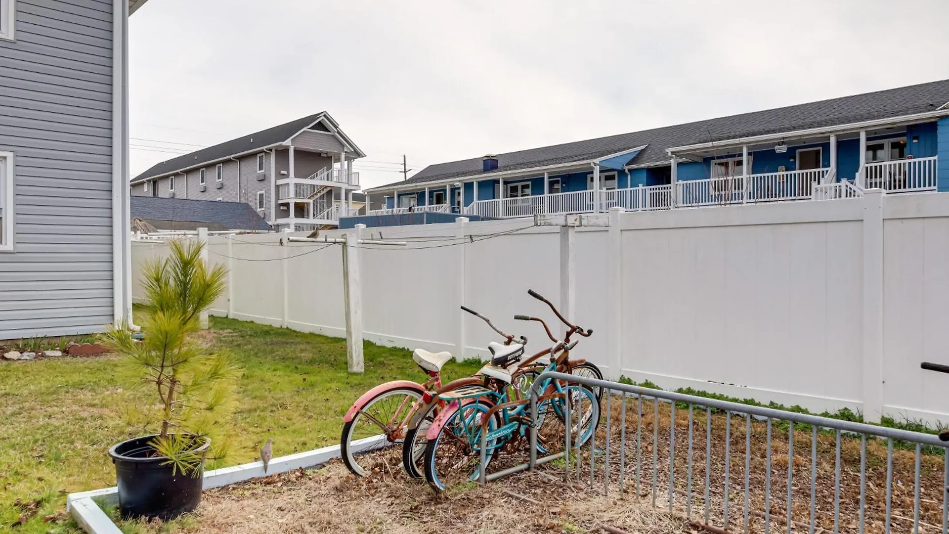 The English Condo Rental W And Beach And Bay Access! Ocean City