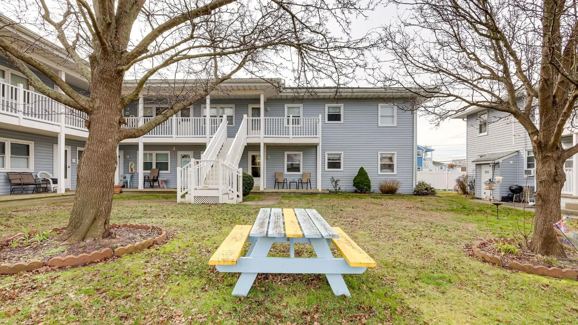 The English Condo Rental W And Beach And Bay Access! Ocean City Apartment